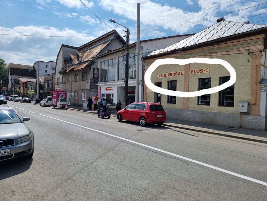 Închiriez spațiu comercial