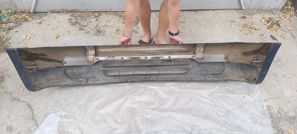 Бампер Toyota hilux surf