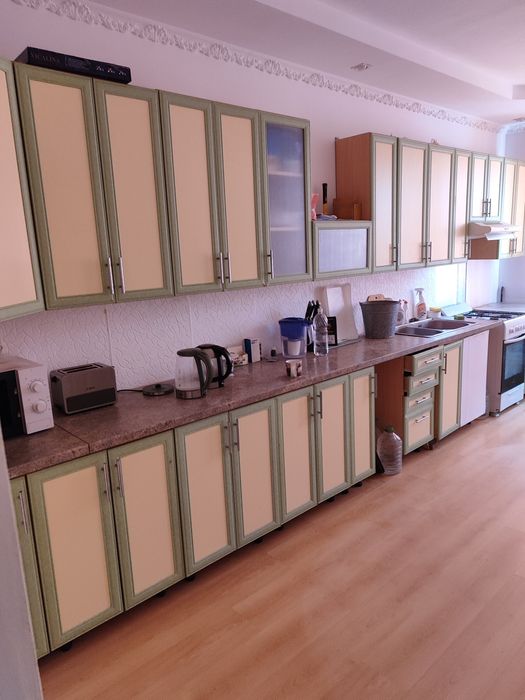 Продаётся кухонный гарнитур