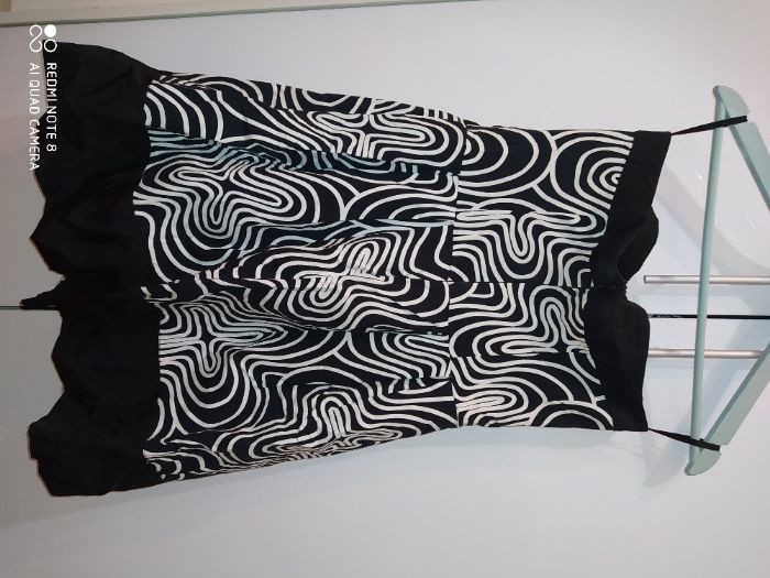 Продам шикарное элегантное платье