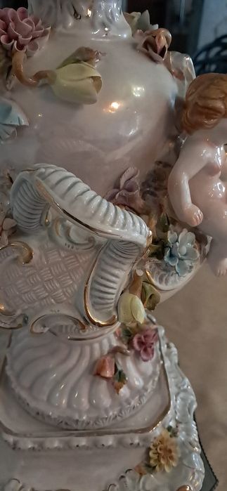 Настолна порцеланова лампа Capodimonte