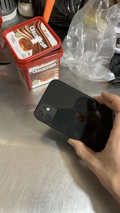 Iphone 11 масла как новый