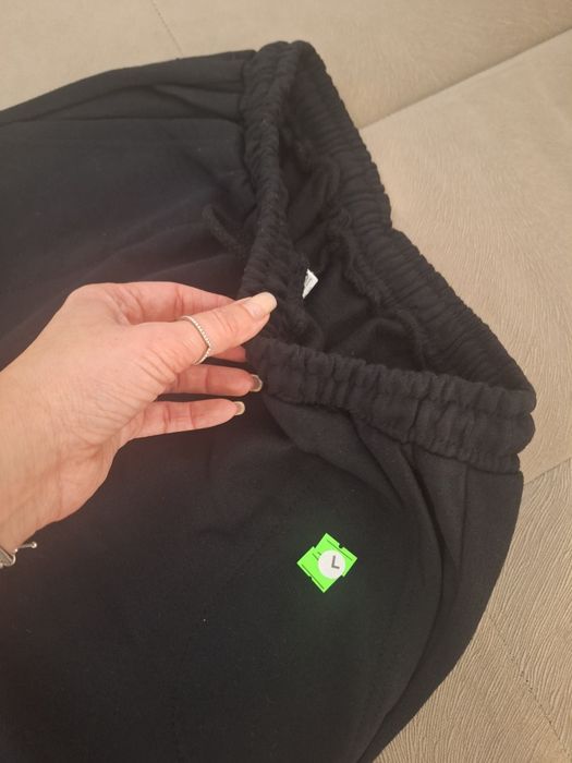Pantaloni trening ,2 perechi,noi
