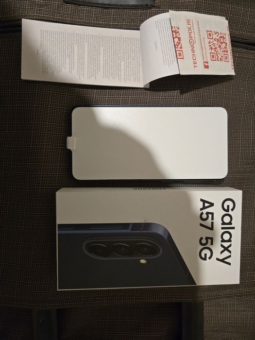 Samsung A57 чисто нов
