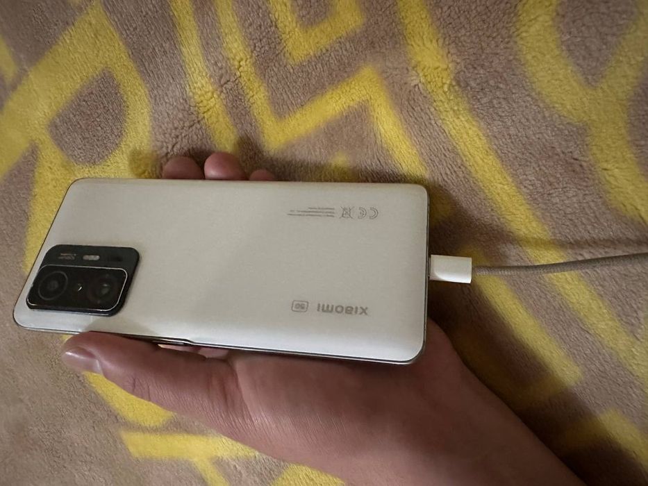 Продаю Xiaomi 11T pro 12/256 white