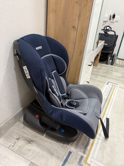 Продам автокресло