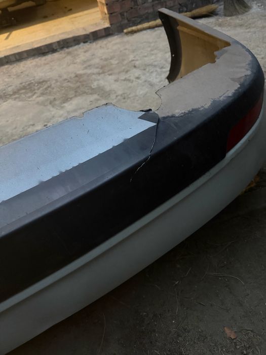 Продам задний бампер Приора 2