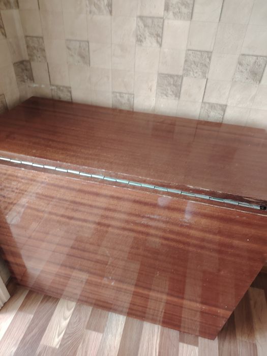 Продам стол-тумбу