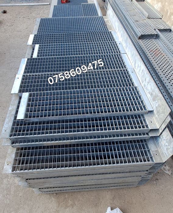 Trepte-grilaje zincate 80x24