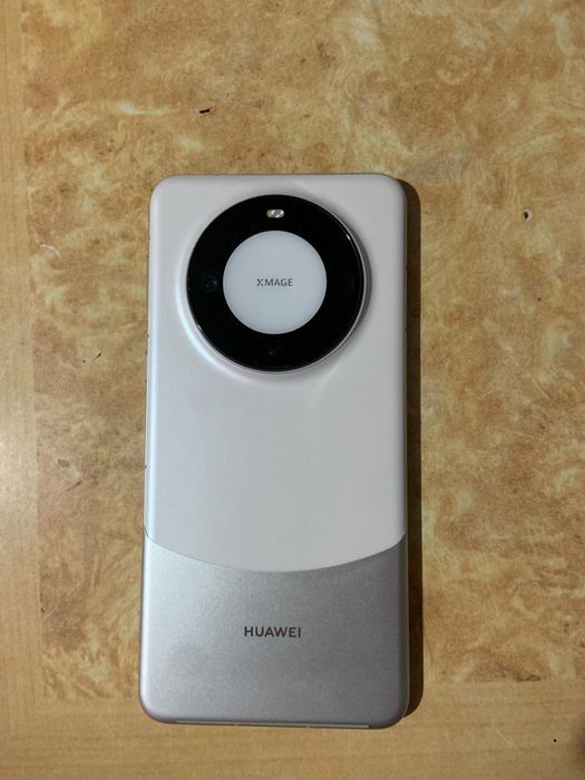 Продам Huawei Mate 60 pro