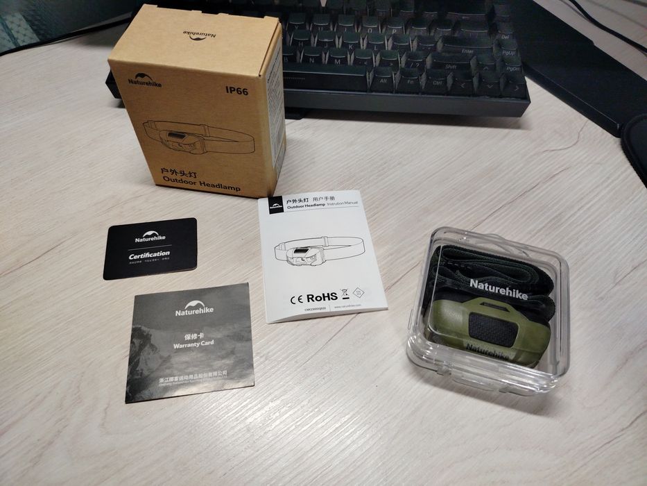 Налобный фонарик Naturehike