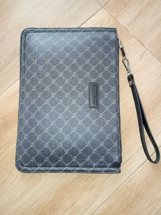 Мъжка чанта за ръка