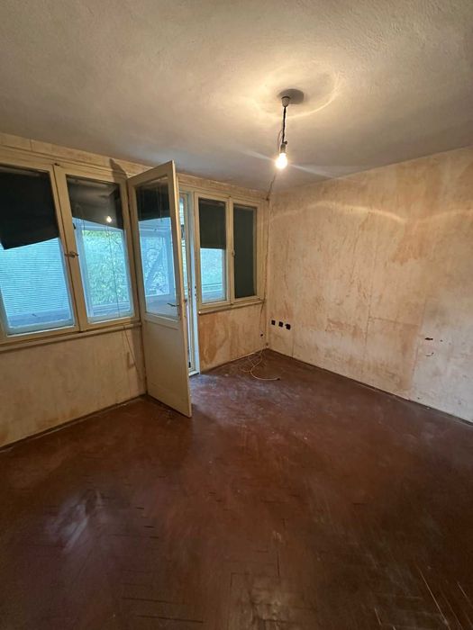 Продава се Едностаен апартамент в Пловдив, Съдийски - 29 кв.м за 1949 €/кв.м - Снимка #2