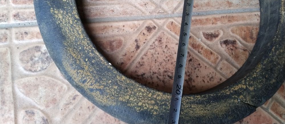 Комплект 4 твърди гуми за  джанти на работна количка