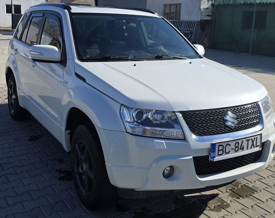 SUZUKI Grand Vitara 2010 — imagine 3