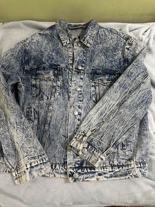 Женская джинсовая куртка