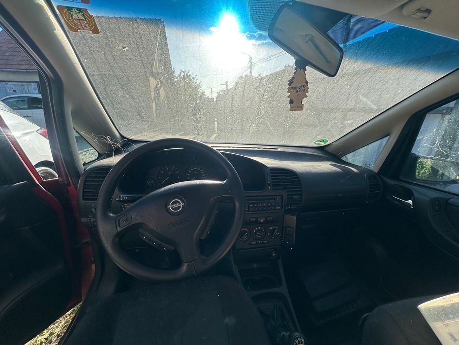 Opel Zafira A 2002