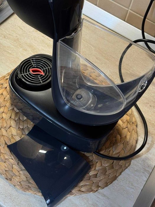 Vând espressor capsule Krups Nescafé Dolce Gusto Infinissima