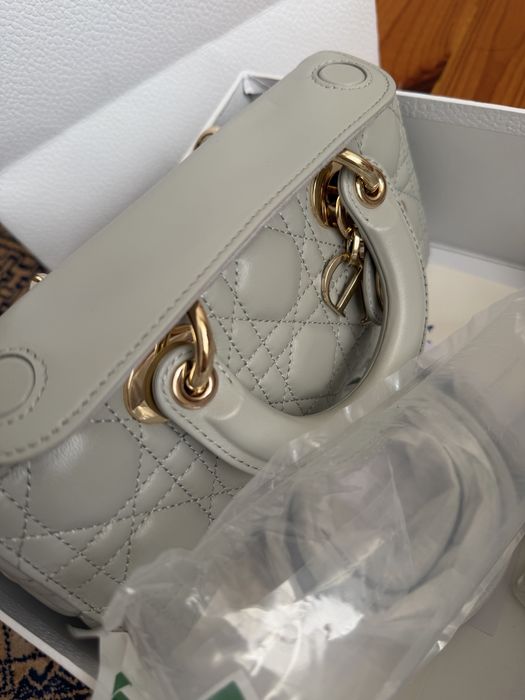 Чанта Dior нова