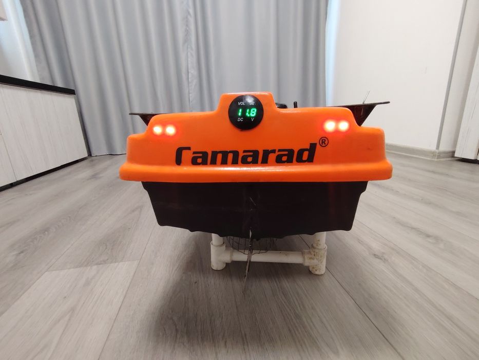 Vând bărcuța de momit