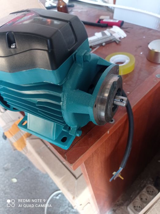 Электродвигатели разные новые