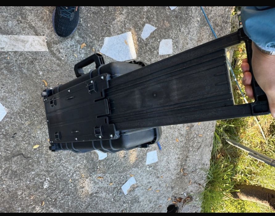 Lada hard case mare