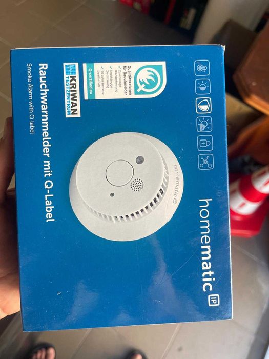 Detector de fum Homematic IP cu etichetă Q