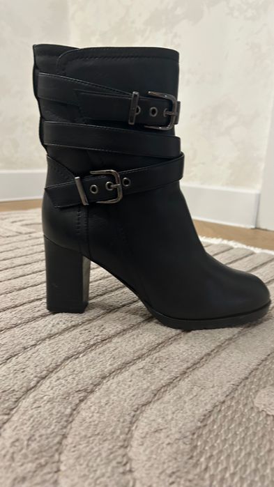 Сапоги женские зимнее