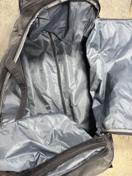 Продам сумку ( хоккейный баул)