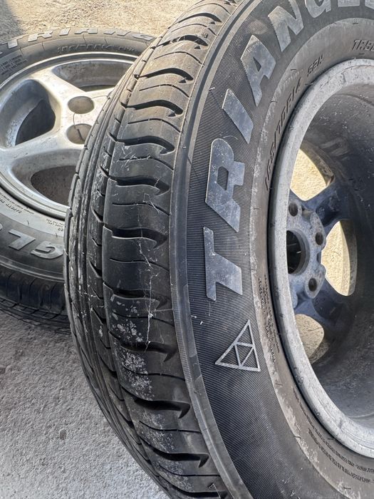 185/70/14 комлект летний шины