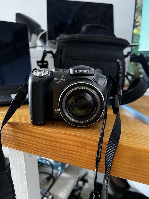 Canon PowerShot S3 IS