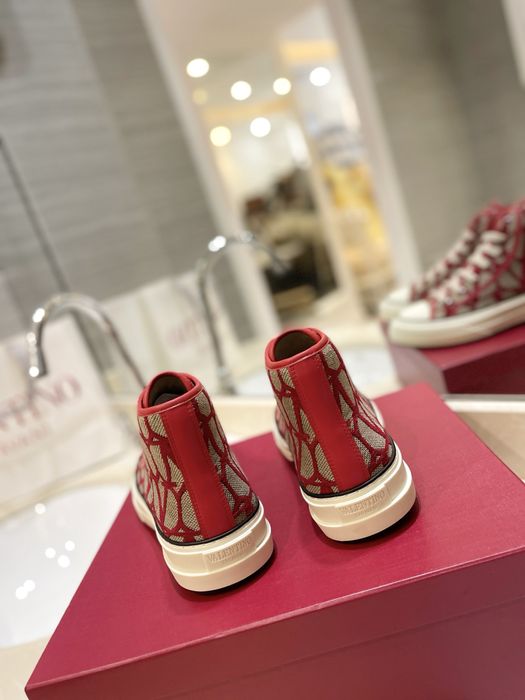 Tenesi Valentino 35-44