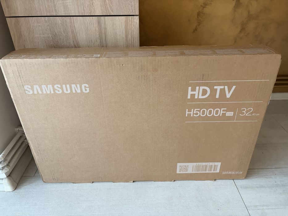 Tv Samsung LED UE32H5002FK, 80cm, Smart, HD, model 2025, nou la cutie