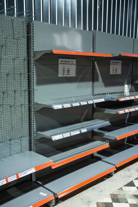 Rafturi pentru Spatii Comerciale