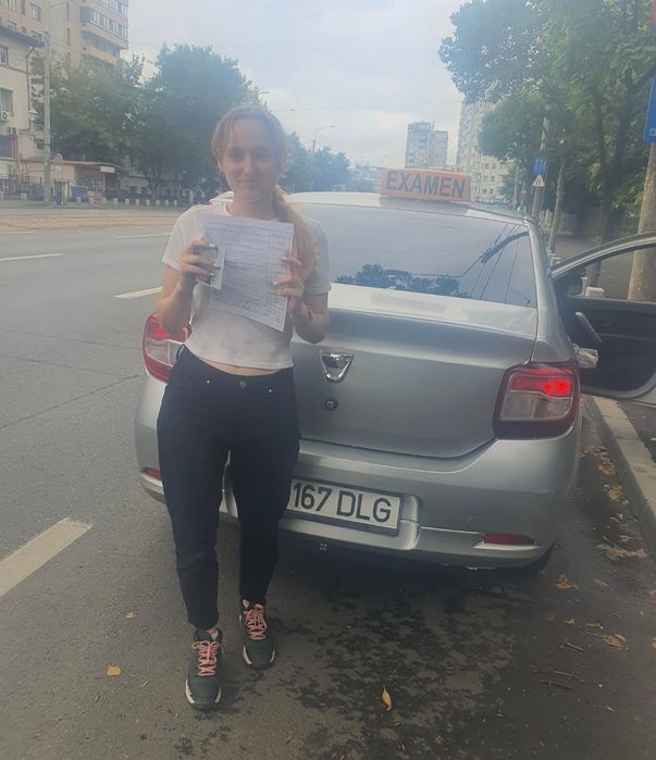 Instructor auto FEMEIE