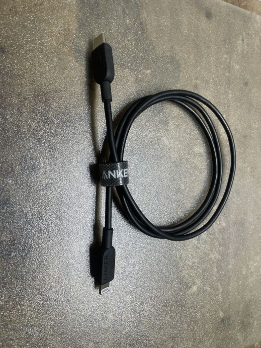 Anker 310 Lightning (14 Pro Max Cable) Made in Vietnam