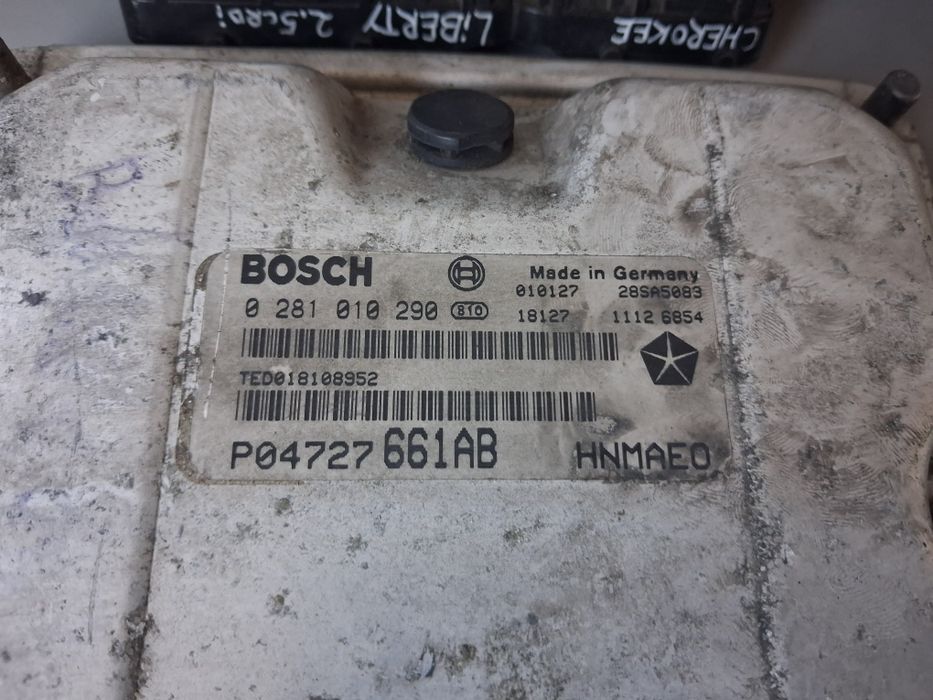 Компютър двигател Chrysler Voyager 2.8crd Jeep cherokee 2.5crd