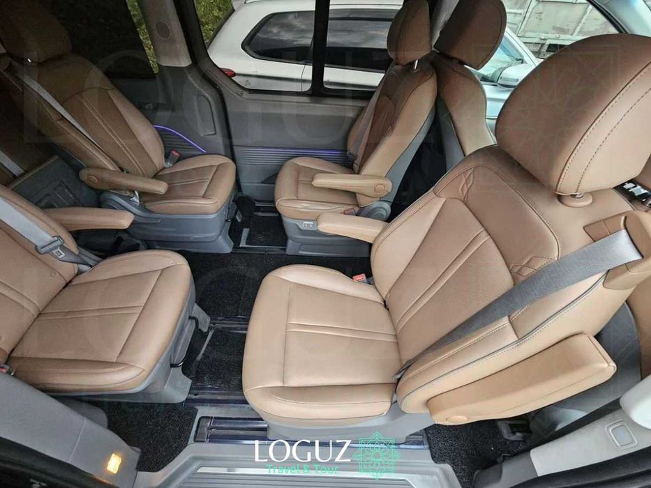 Hyundai Staria Travel Across Uzbekistan: Comfort Style and Confidence