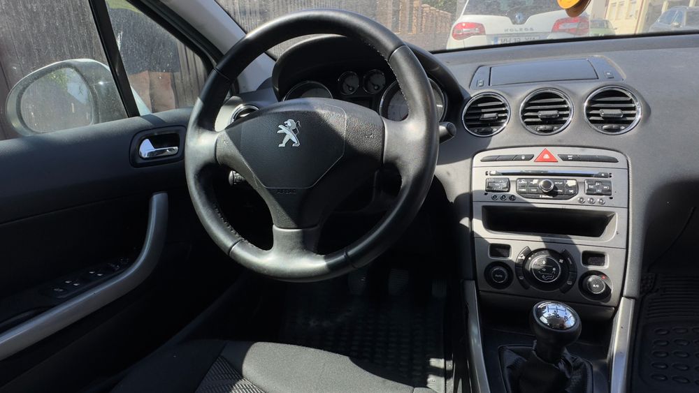 Peugeot 308 1.6 HDi Diesel Euro 5, înmatriculat în România