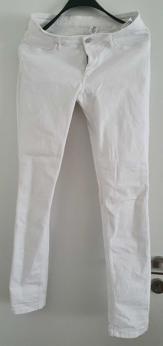 4 чифта дънки