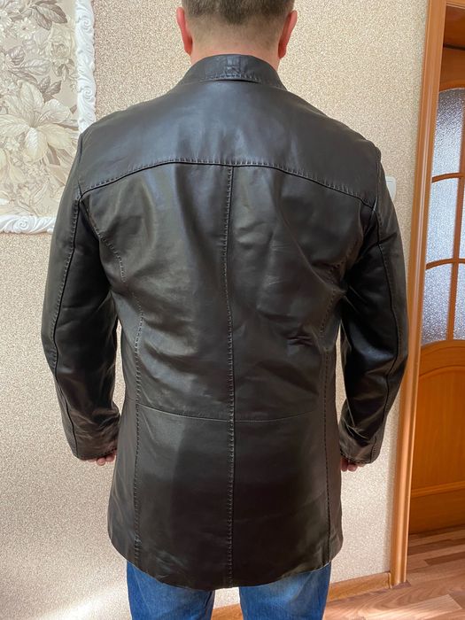 Мужской кожаный пиджак