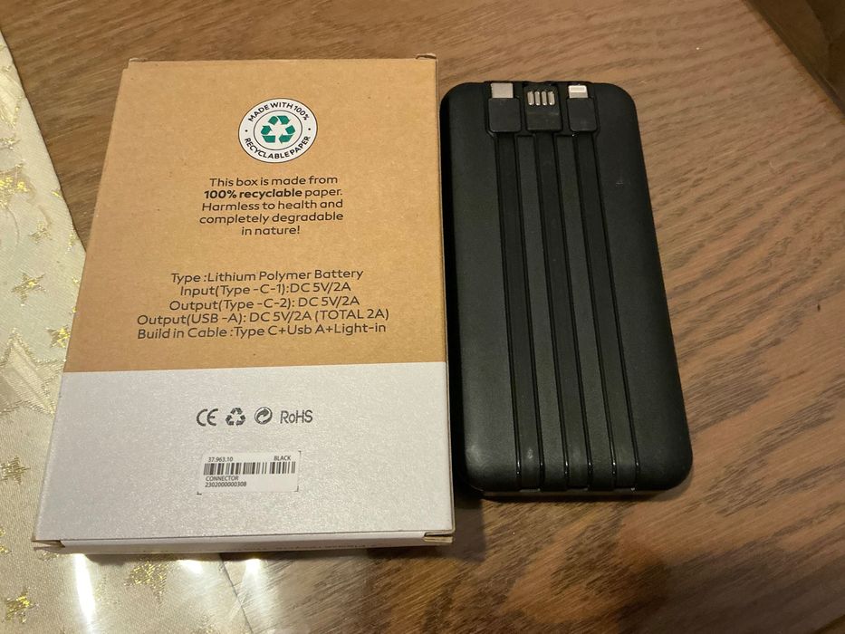 Външна Батерия 10 000mah реални и стойка за смартфон