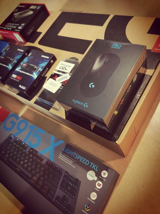 Laptop Gaming LENOVO Legion 9 RTX 5080 (nou, garantie, cu accesorii)