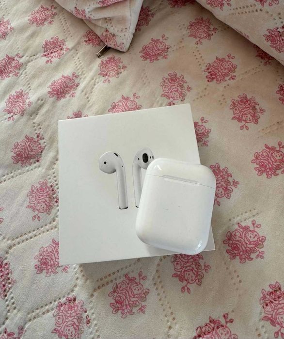 AirPods (2-ро поколение)