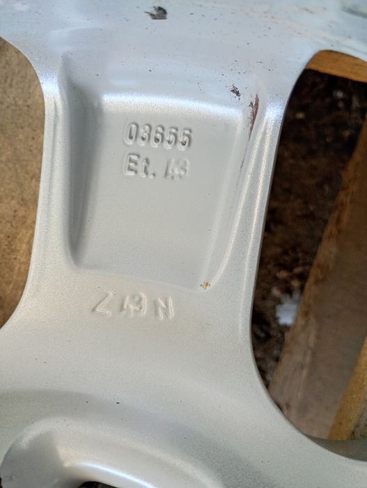 Перфектни Dezent 15-5x108 ET40 6.5j Ford Focus