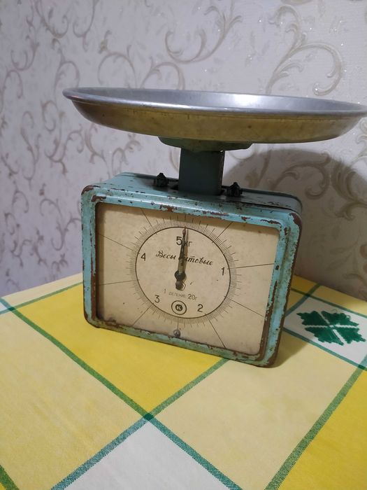 Продам весы бытовые
