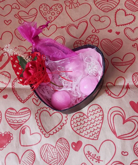 "Подарок девушке"