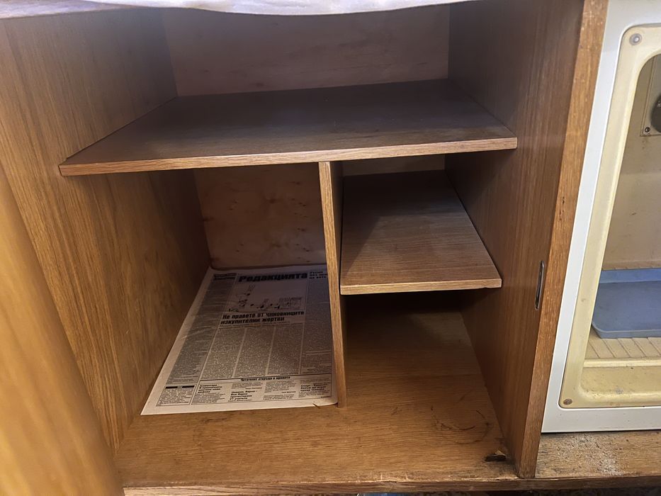 Продавам шкаф, запазен