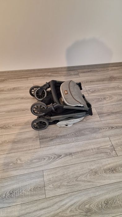 Vand carucior Joie