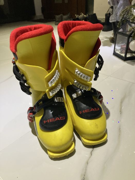 Clapari de ski copil marimea 36(282 mm) cu livrare